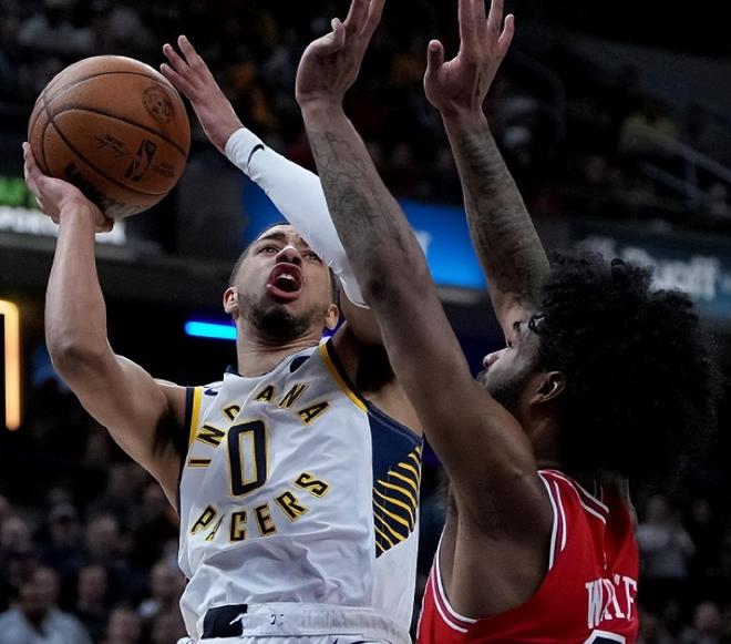 骑士轻取公牛,布伦森统治全场 骑士轻取公牛,布伦森统治全场