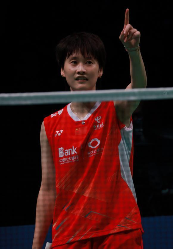 印尼队逆转丹麦队，陈雨菲惊艳四座