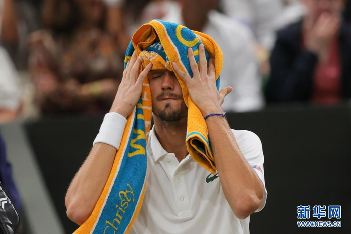 蒙特卡洛大师赛险胜温网，蒂姆高光表现