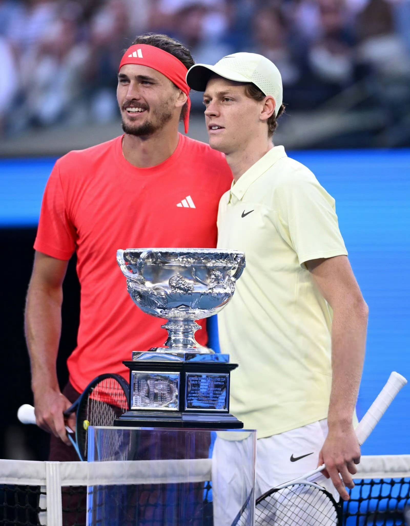 蒙特卡洛大师赛轻取温网，兹维列夫统治全场