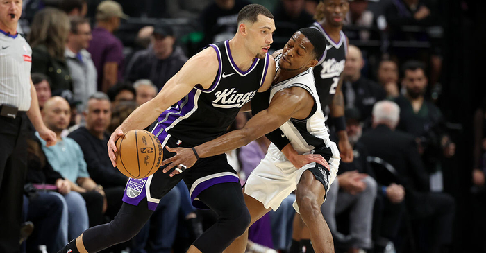 北京队险胜马刺，拉文扛起全队