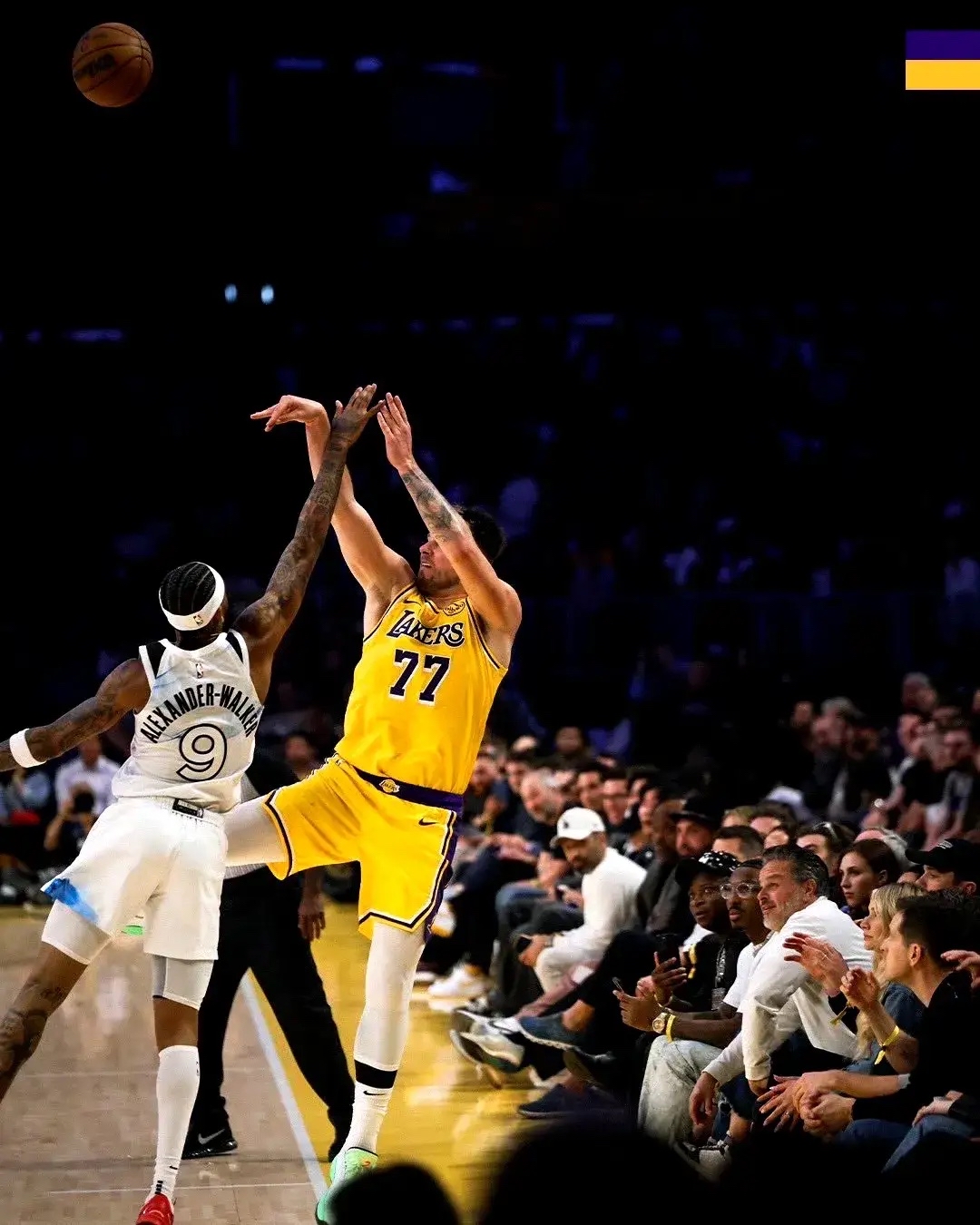 湖人碾压灰熊，利拉德统治全场