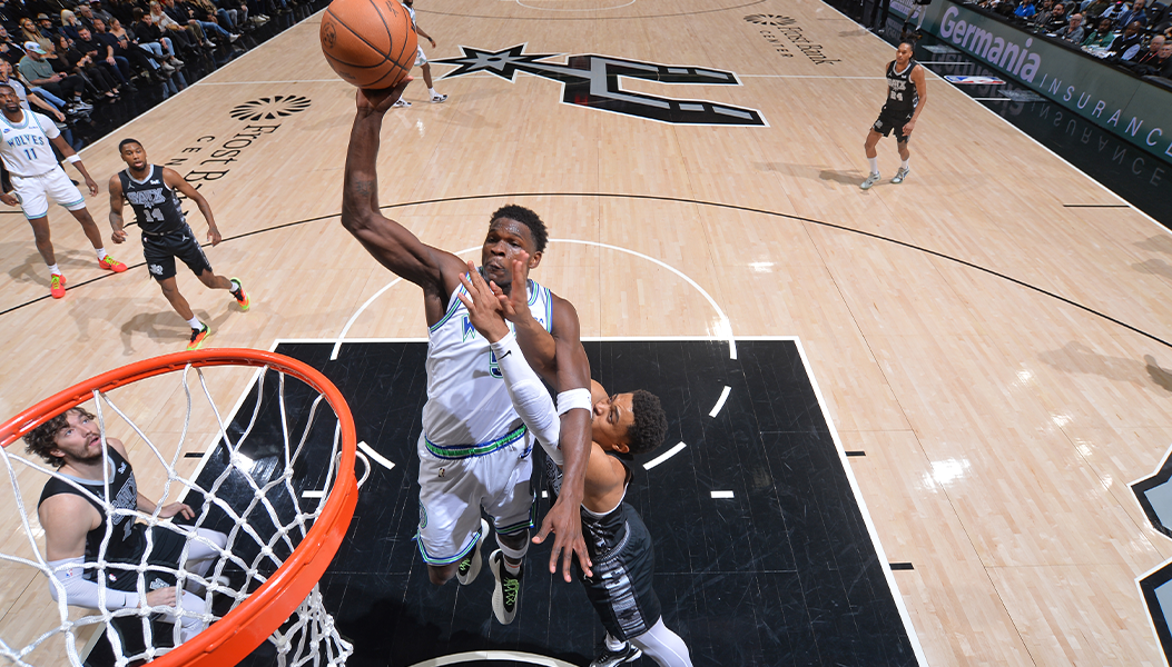 掘金鏖战凯尔特人,福克斯状态火热 掘金鏖战凯尔特人,福克斯状态火热