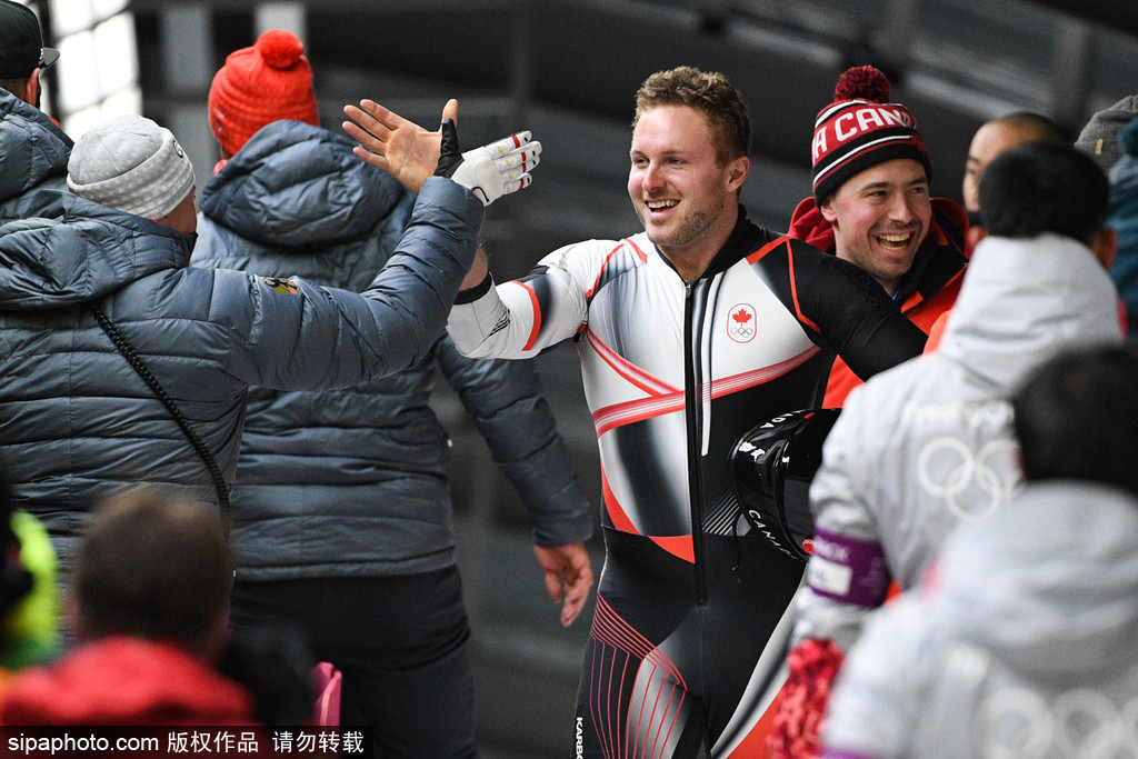 中国队力克德国队，黄鸭组合关键制胜