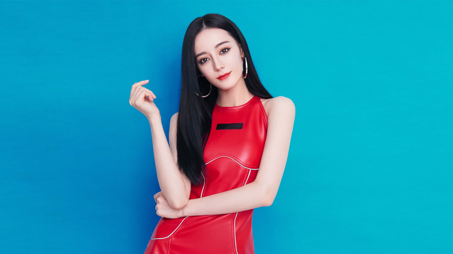 赛道与球场，当F1街道赛焦点战遇上老鹰擒奇才