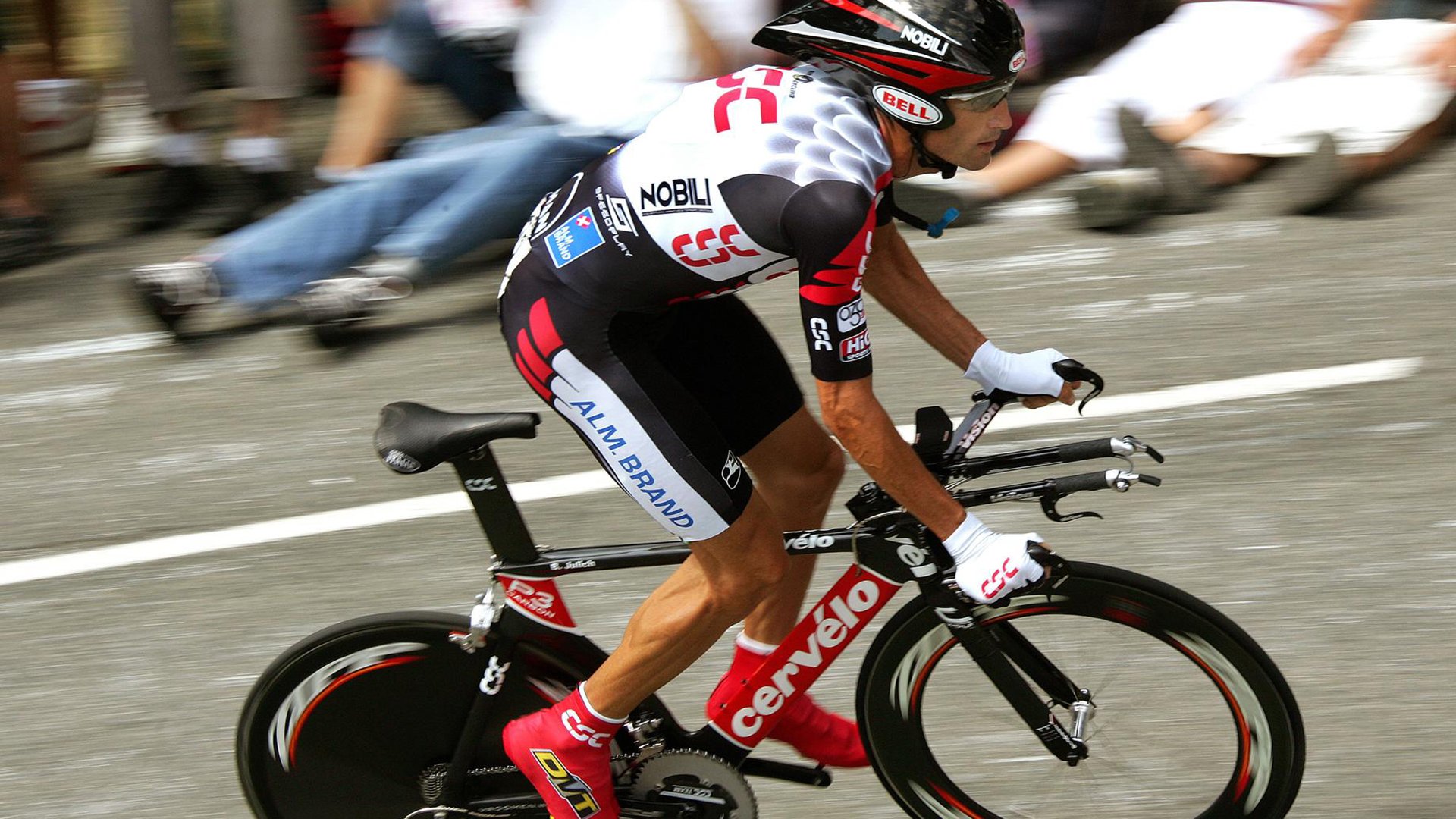 北欧铁骑与极速飞驰，当挪威足球的生死战遇上阿尔瓦雷斯的F1统治时刻